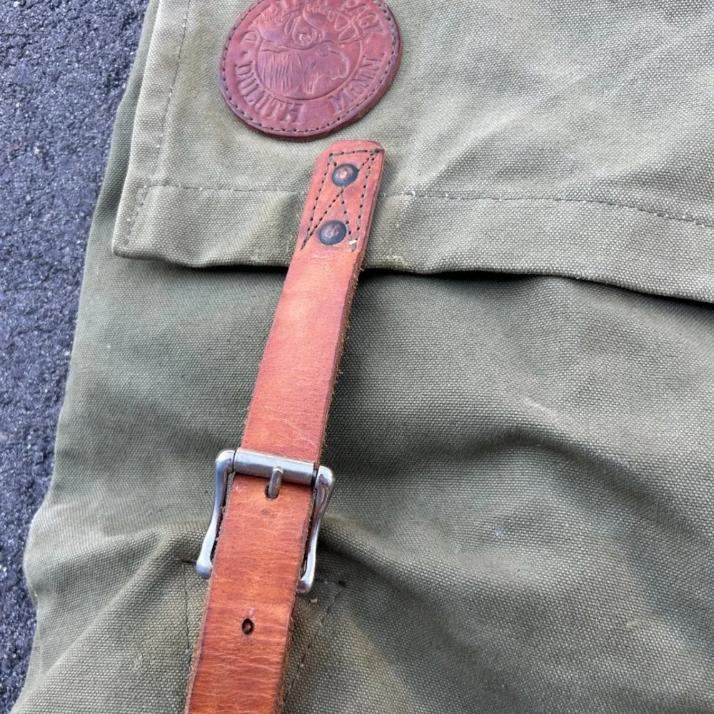 Duluth Pack Vintage Canvas Canoe Pack Rucksack Olive Green Leather Made in USA - Picture 7 of 16